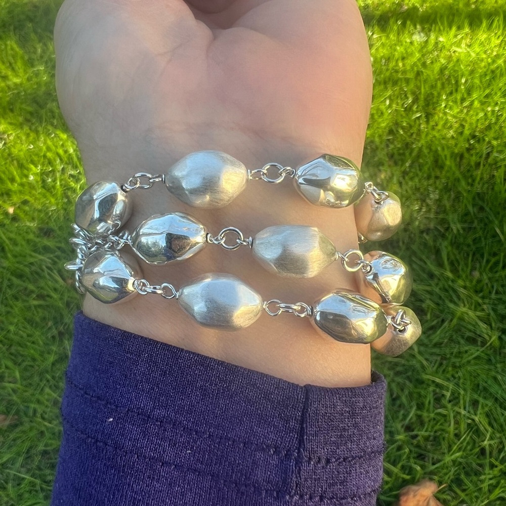 Sterling Silver Italy Satin & High Polish Bead Bracelet W/Magnetic Closure - Picture 5 of 17